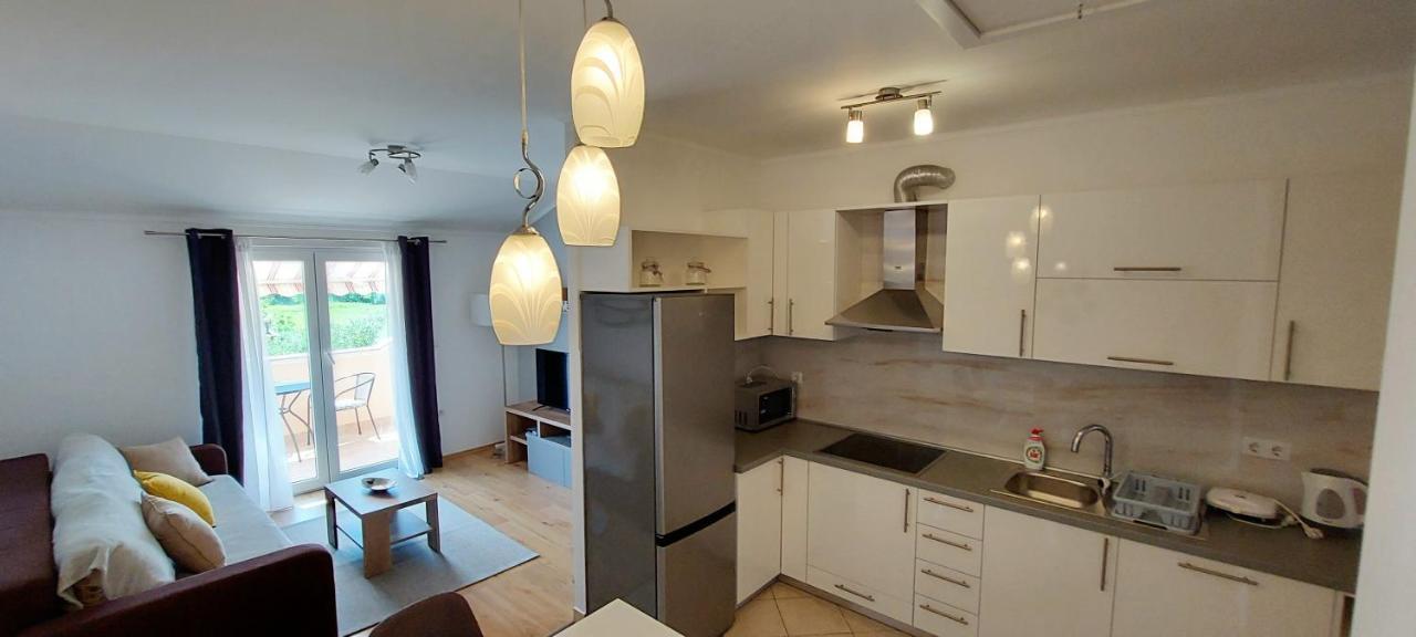 Apartments Marijana Rab Town Extérieur photo